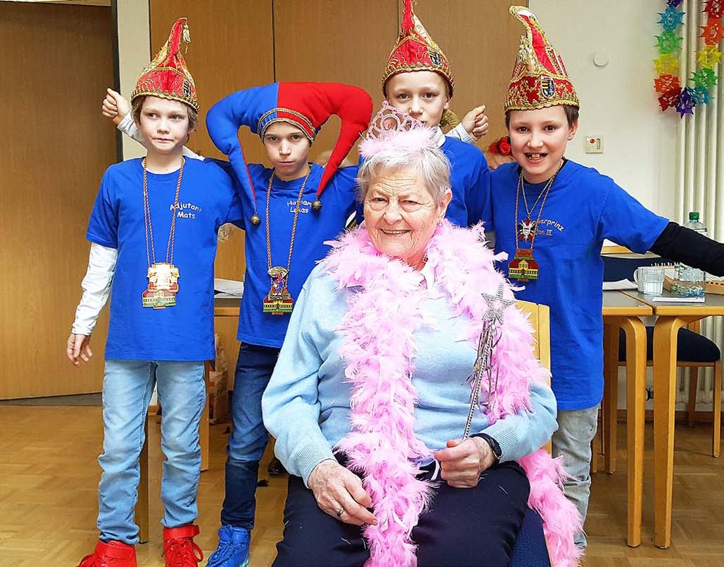 März 2017 2 Lebendiges Altwerden Ausblick Carneval im Haus Am Ohlkenberg Josefa Rottinghaus ist die neue Prinzessin Am 16.