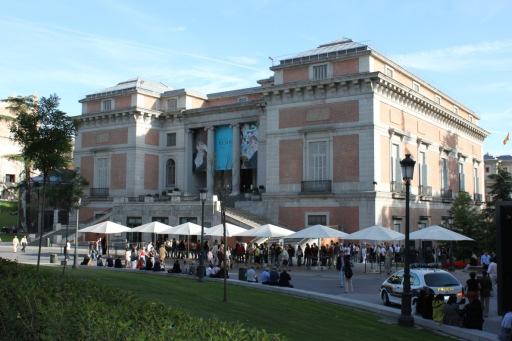 Auch wurden kulturelle Sehenswürdigkeiten wie der Prado oder die Alhambra de Granada besichtigt. Und natürlich durfte ein Besuch der Universität von Granada im Programm nicht fehlen.