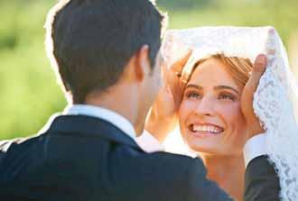 Heute stellen Paare ihre Hochzeit unter ein bestimmtes Thema und planen sie bis ins kleinste Detail.