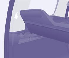 Bordausstattung 105 Gepäckraumabdeckung (5 Sitze) Mit dieser starren Ablage kann der Kofferrauminhalt verdeckt werden.