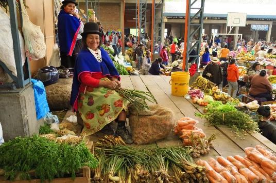 In Chiquinquira besuchen Sie einen typisch ländlichen Bauernmarkt. Anschließend fahren Sie zu einen der schönsten Dörfer Kolumbiens.