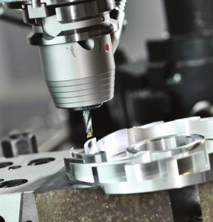 CNC Fräsen Wir fertigen für die unterschiedlichsten Branchen und Ansprüche auf modernen CNC-Maschinen sowohl 3- als auch 5-achsig.