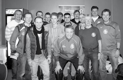Jugendtrainer live dabei Live dabei beim Auftakt der ältesten Hainberger Jugendmannschaft waren 18 der insgesamt 23 Jugendtrainer.