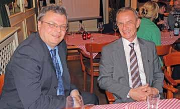 dorf-geflüster klönabend Der Spitzenkandidat und amtierende Bürgermeister von Bönningstedt, Peter Liske (BWG), präsentierte die wesentlichen