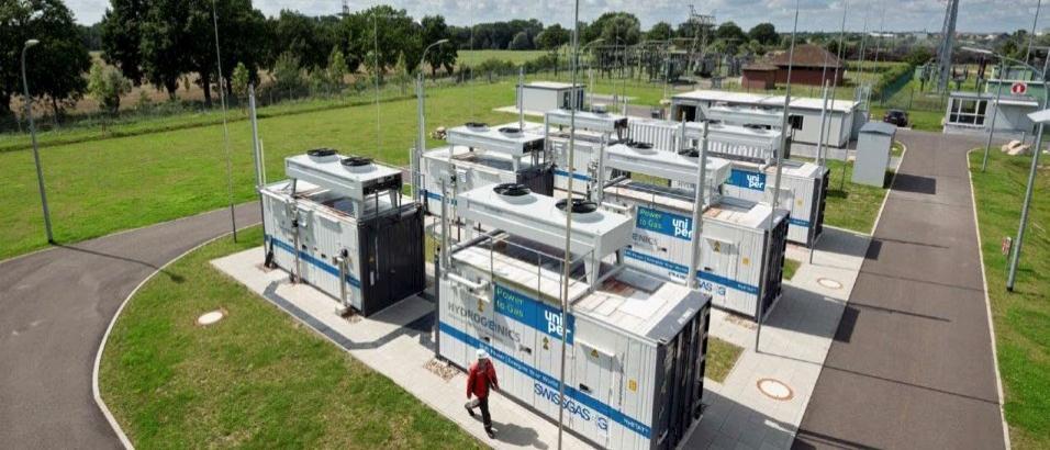 Beispiel: Projekt WindGas Falkenhagen Eckdaten Kooperationspartner Elektrische Leistung: 2 MW el Wasserstofferzeugung: 360 Nm³/h Einspeisung in das Erdgasnetz der ONTRAS Gastransport Baubeginn: 20.08.