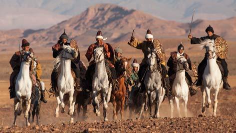 In Nordafrika beginnt die nahezu tausend Jahre alte Geschichte. Hier lebten kriegerische Reiterstämme, die wir heute als ıberber bezeichnen.