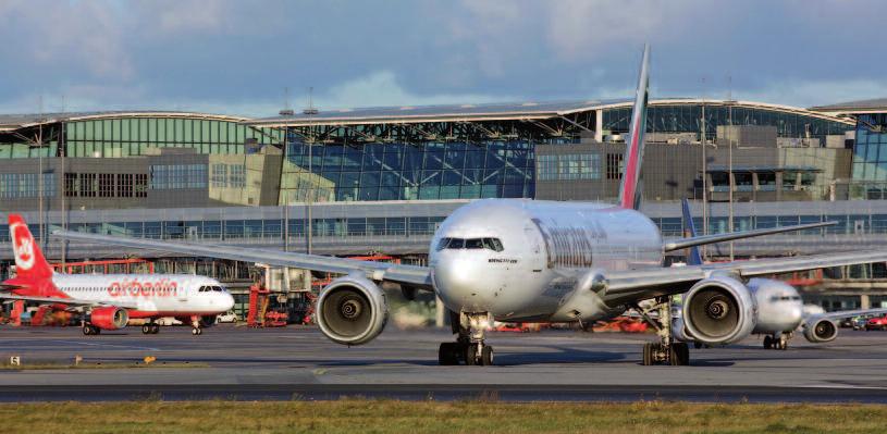 Aussichtsterrasse Modellschau Genießen Sie den gesamten Überblick über das Fluggeschehen am Hamburg Airport!