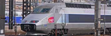 zeigt Handmus te de la Chap el le r K10920 TGV Lyria 4402, 10-tlg., SNFC/SBB, inkl. UNITRACK Gleisen, Lizenz SNCF UVP 329,90 TGV Duplex Carmillon-Design FORMENNEUHEIT TGV Reseau Foto: C.