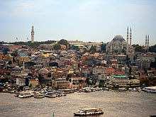 So arbeiteten zum Beispiel beim Bau der Süleymaniye-Moschee im 16. Jahrhundert etwa 50 Prozent christliche Handwerker mit.
