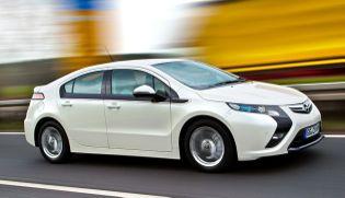 Opel Ampera Personen: 4 Geschwindigkeit: 160 km/h Reichweite: (500