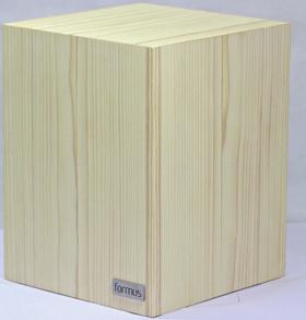 Exklusiv kollektion k1 Fichte eine kubische Massivholzurne gefertigt aus Fichtenholz.
