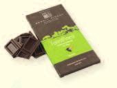 Das gehört zu Ihrem ChocolateTree: Fünf Tafeln Schokolade, handgefertigt aus ForestFinance-Edelkakao Eine Pflanzurkunde mit den