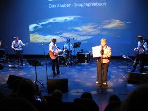 Die Klasse 4c auf Musicalbesuch und