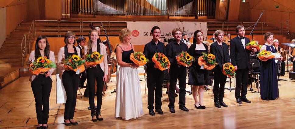 Aus diesem Anlass veranstaltete der Landesmusikrat Hessen ein festliches Jubiläumskonzert im hr- Sendesaal in Frankfurt. Ehemalige und aktuelle hessische Preisträger musizierten.