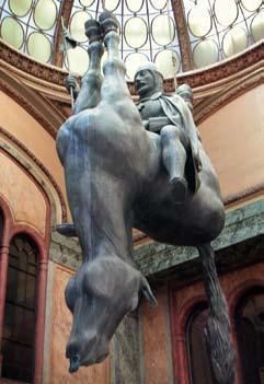 Grand Spirit s Monument 3 Weimarplatz/Neues Museum Privatbesitz This hanging equestrian sculpture in Prague is