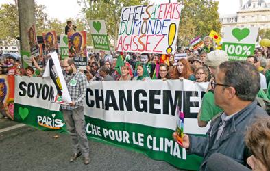 JURISTISCHE FAKULTÄT Schutz des Klimasystems nutzt. Fünf Kernelemente bestimmen den Inhalt des Pariser Abkommens.