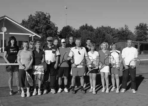 SCL-Tennis Sonniger Saisonabschluss der Tenniscracks! Gaby Luhmann/Michael Schultenkamp auf dem Tennisthron! Unsere Tennisabteilung feierte mit dem traditionellen Menü-Cup am 28.
