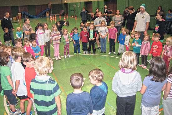 Philipp Hans Kinderturnen für Kinder von 4 bis 6 Jahre 16:00 bis 17:00 Uhr Konrad-Wiederholt-Halle
