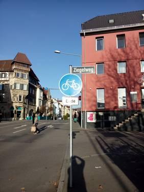 Situation: Radwege in Reutlingen Die Radwege sind nur
