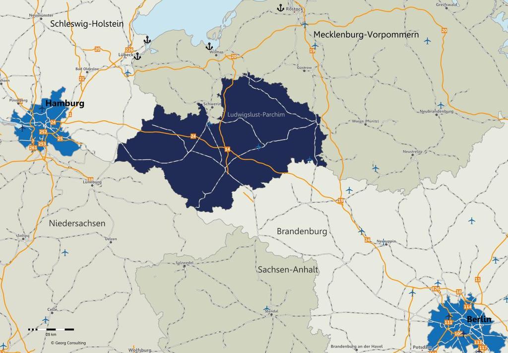 Verkehrsinfrastruktur Kreis Ludwigslust-Parchim Quellen: GfK GeoMarketing (2015); Georg Consulting (2015). Nähe zu Zentren PKW-Fahrzeiten ab Parchim: Rostock (204.167 EW): ca. 1 Std. 26 Min.
