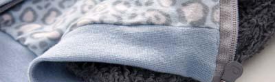 Farben: grau/leopard