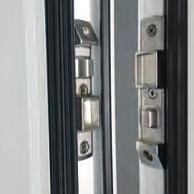 Sicherheitsgriff / Zubehör Türspion* Klingelt es an Ihrer Haustür,