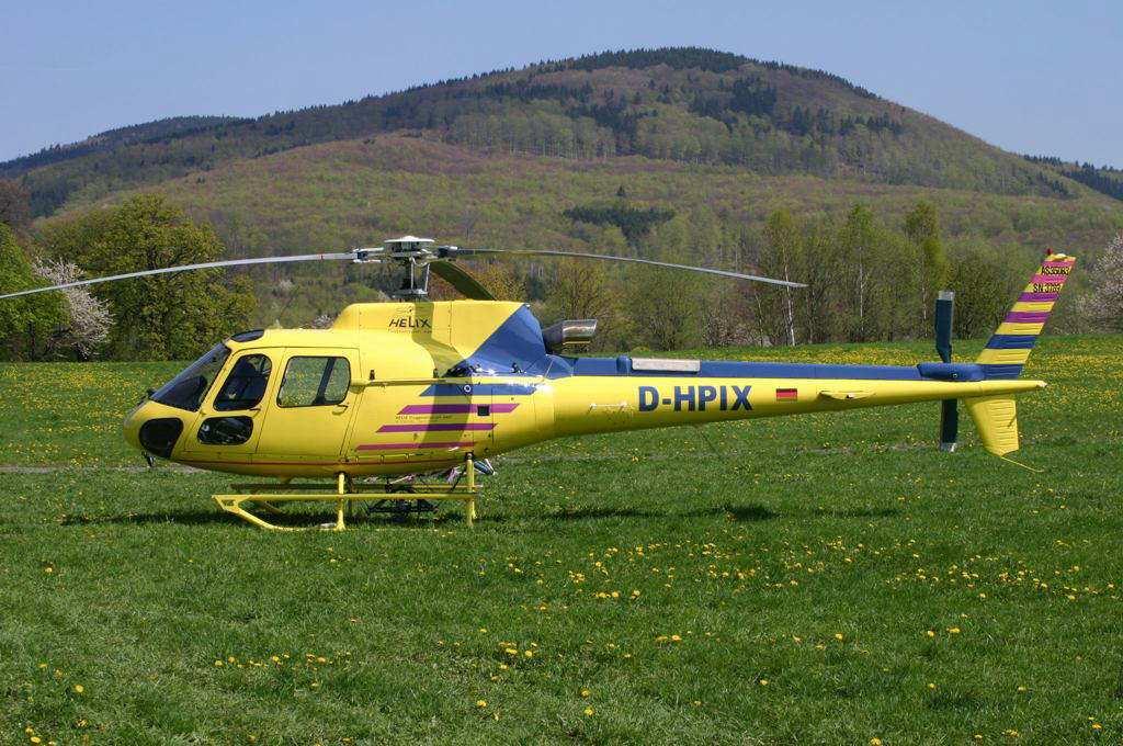 Private Hubschrauberunternehmen Der Verband HELIALERT koordiniert verschiedene private Hubschrauberunternehmen für Hilfeleistungseinsätze,