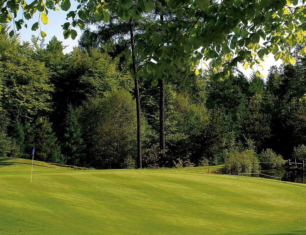 Der club Eine neue golfzeit beginnt Seit über 40 Jahren bieten wir unseren Mitgliedern und Gästen, auf einem der schönsten Golfplätze Deutschlands, Entspannung und Erholung in herrlicher Natur.