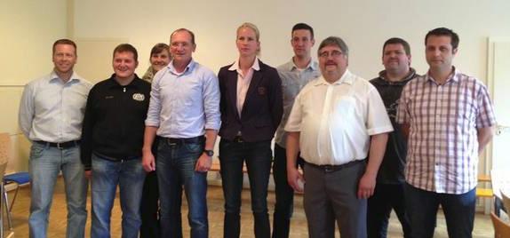 Der neue /alte Vorstand stellt sich vor! Der Vorstand des VfL Trier v.l.n.r.: Torsten Duncker, Pascal Deutschen, Sarah Vogelsanger, Ralf Gieche, Dr.