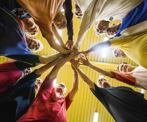 INTEGRATION DURCH SPORT Fit für die Vielfalt Das Programm Integration durch Sport des Landessportverbandes Baden-Württemberg bietet ein interkulturelles Bildungsprogramm für Trainer, Übungsleiter und