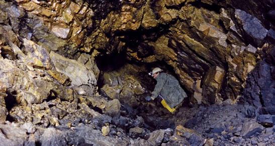 Tagesnahe Grubenbaue In den Wismut-Altstandorten wurden rund 18.000 Tonnen Uran gewonnen.
