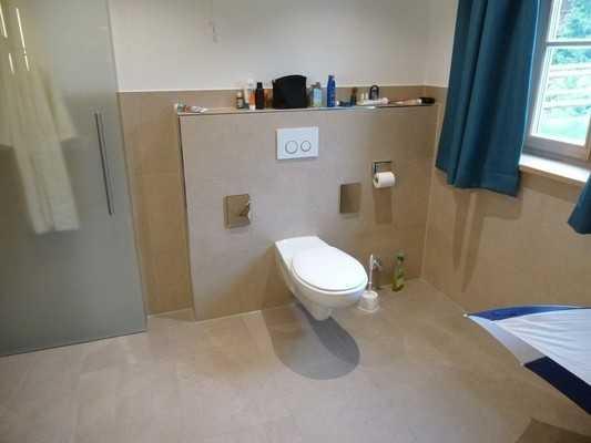 Sanitärraum in Wohnung Tegernsee WC mit