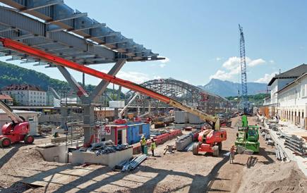 Fertigstellung Salzburg Hauptbahnhof 5 Umbau unter laufendem Betrieb Gesamte Bauzeit: Ende 2008 bis Ende 2014 Ob die Sanierung der Bahnsteige, die Verlegung von Gleisen oder die Rekonstruktion der