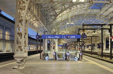So stehen dem Hauptbahnhof Salzburg zukünftig neun Bahnsteige mit durchgehenden Gleisen zur Verfügung.