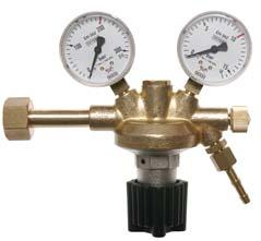 4404: -40 C bis max +74 C) Optional: Schalttafelmutter -S, für Sauerstoff -SAU (Eingangsdruck: bis 207 bar) bis 345 bar Eingangs- Druckregel- Messing 1.