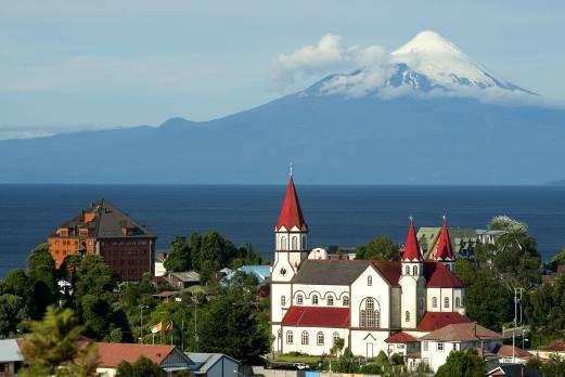 Daraufhin folgt die Weiterfahrt in die kleine, charmante Stadt Puerto Varas und einer weiteren Stadtrundfahrt.