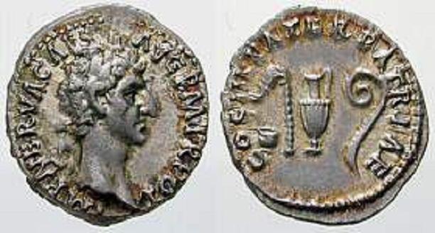 - DOMITIA Gattin des Domitian AR - Denar 3,59g Rom ab ca. 82/83 Av: DOMITIA AVGVSTA IMP DOMIT; Büste mit Palla nach rechts. Rv: CONCORDIA. AVGVST; Pfau nach rechts.