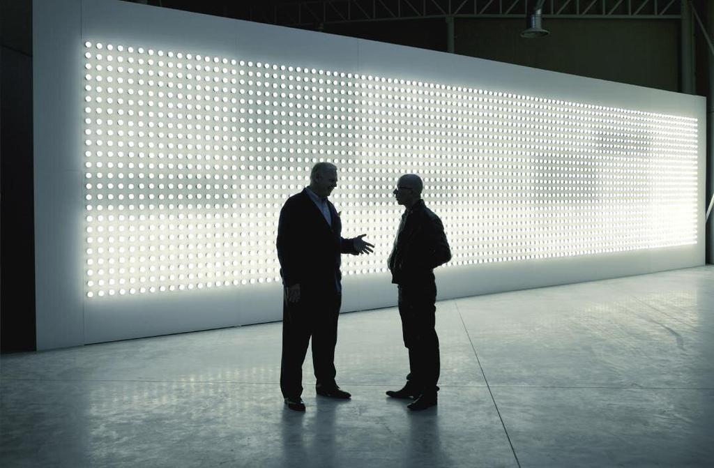 2.688 LED-Lampen sorgen auf der Light Wall IV für ästhetische Wucht. Leuchtende Zukunft Lichttechnik Die ungeliebte Nachfolgerin der Glühbirne ist selbst schon ein Auslaufmodell.