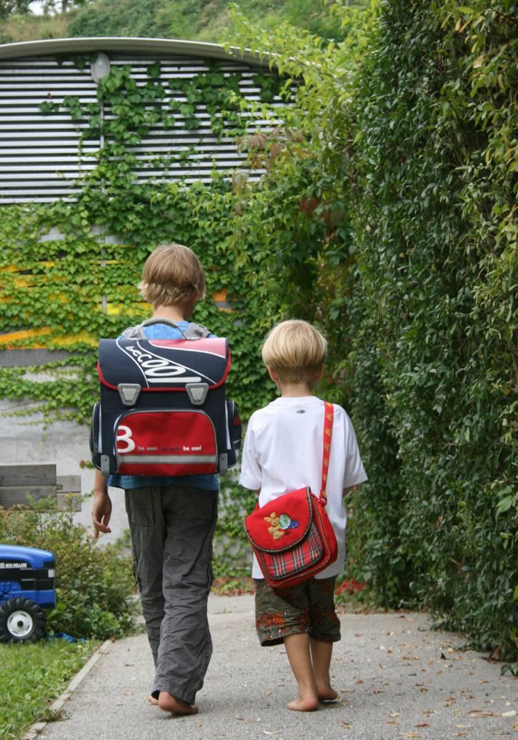 Bildungspartnerschaft Schule Kindergarten, Familie und Schule tragen gemeinsam die Verantwortung für das Gelingen von Übergängen.