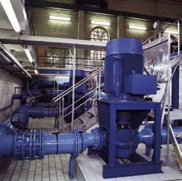 Pumpenhalle Im Maschinenhaus befinden sich die Reinwasserpumpen, die das Trinkwasser