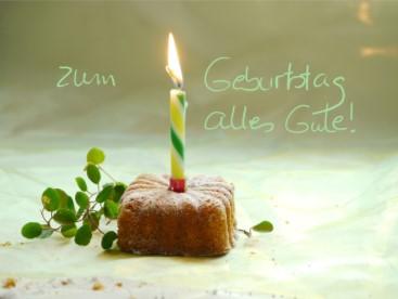 GRUPPEN & ANGEBOTE 16 Geburtstagskaffeetrinken Gemeinsame Geburtstagsfeier für Seniorinnen und Senioren der Kirchengemeinde ab 80