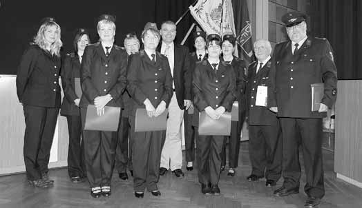 Im Anschluss durften die Frauen des Frauenfeuerwehrchors noch einmal ihr Können unter Beweis stellen, bevor es zum Mittag und dann wieder nachhause ging.