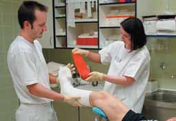 Zusätzlich zu den bereits genannten Operationen wie z.b. Endoprothesen der Hüftund Kniegelenke werden in der I. Klinik unter der Leitung von Professor Dr. med. Alexander T.