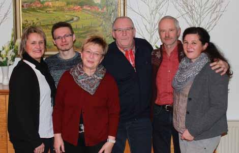 Für die turnusmäßig ausgeschiedenen Dorfausschuss-Mitglieder Kirstin Hartmann und Horst Weigelt wurden Nachfolger gewählt: Cornelia Wieja und Dieter Schönwälder sind die nächsten drei Jahre im