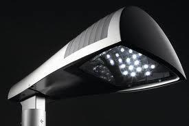 200 K Effizienz: 50 lm/w LED-Leuchte: Hersteller: iguzzini