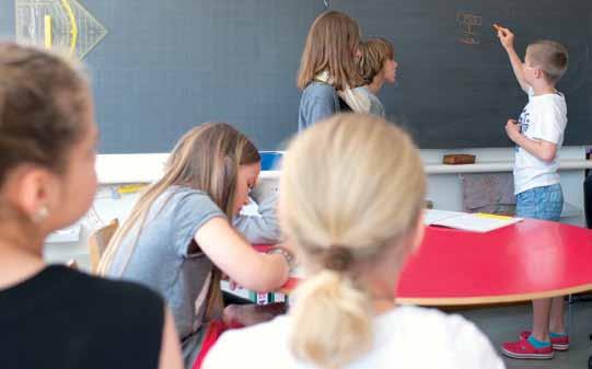 26 Lehrplan 21 und die Schule Männedorf Die Schulleiterkonferenz von Männedorf hat sich bereits letzten November an einer Retraite mit dem neuen Lehrplan auseinandergesetzt.