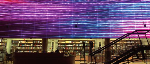 Das Spiel von Kunst und Technik ZKM Karlsruhe feiert 20-jähriges Bestehen Blickfang des ZKM-Foyers ist die dreidimensionale Lichtskulptur Chroma Lux. (Fotos:ZKM) Wer kennt die Situation nicht?
