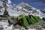 Mai 2012 Nach der Ankunft und Erledigung der Einreiseformalitäten werden Sie von einem Vertreter des Everest Marathon am Flughafen erwartet und es erfolgt der Transfer zum Hotel und Check-In.