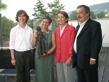 2006 ging der Preis an Jolanda Spirig, Marbach CH, Schriftstellerin und Pionierin bezüglich der Gleichbehandlung von Buben und Mädchen in Schulbüchern.