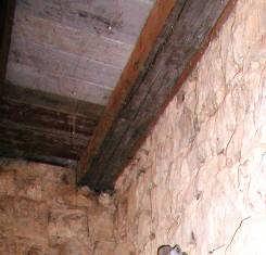 Grenzen - Holzbalkendecke R < 0,8 m² K/W s m² K R < W λ 0,08 0,1 Holzbalken dürfen keinen biogenen Befall haben, Holzfeuchten sind zu messen Schlagregenschutz der Fassade, Mauerwerksaußenschale ist